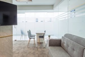 试管婴儿时,如果子宫内膜厚度为15mm,是否还有可能成功着床